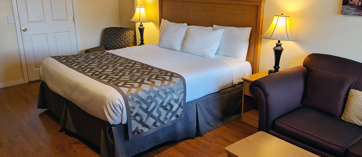 Spacious Guest Rooms For Families or Business Travelers visiting Silicon Valley